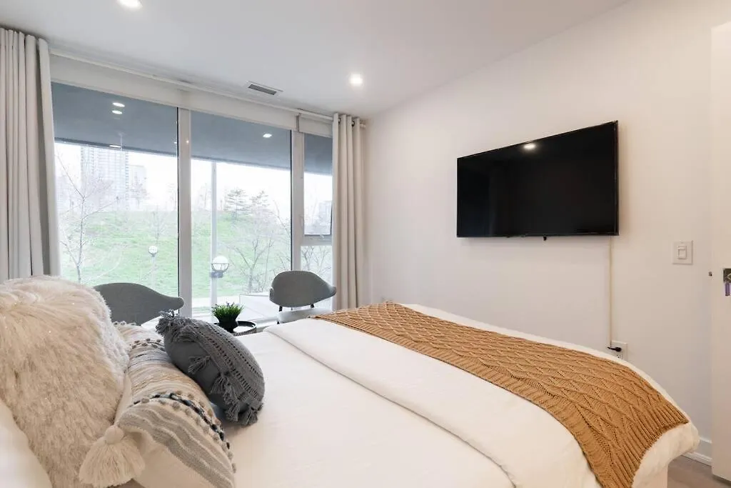 Apartment Luxe 2 Bed Suite Downtown Toronto Near Waterfront